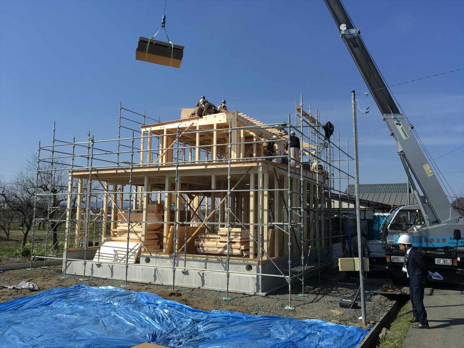 本日も無事建て方終了！