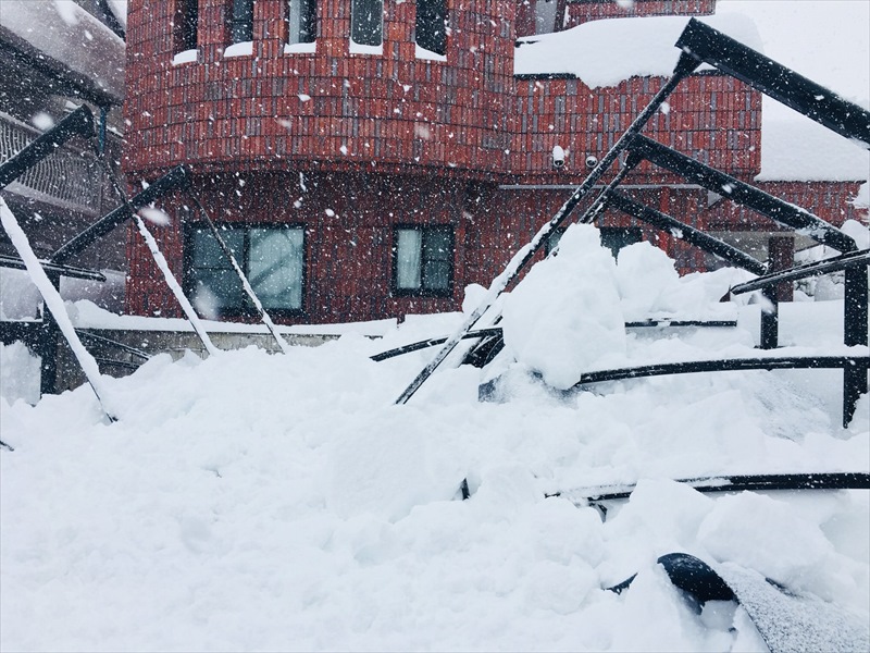 台風と豪雪被害。。。見積が絶えません！